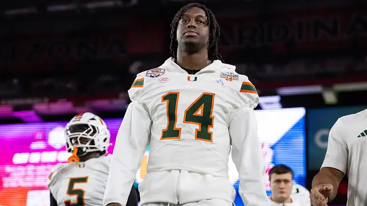 Hayden Lowe no longer part of Miami football program